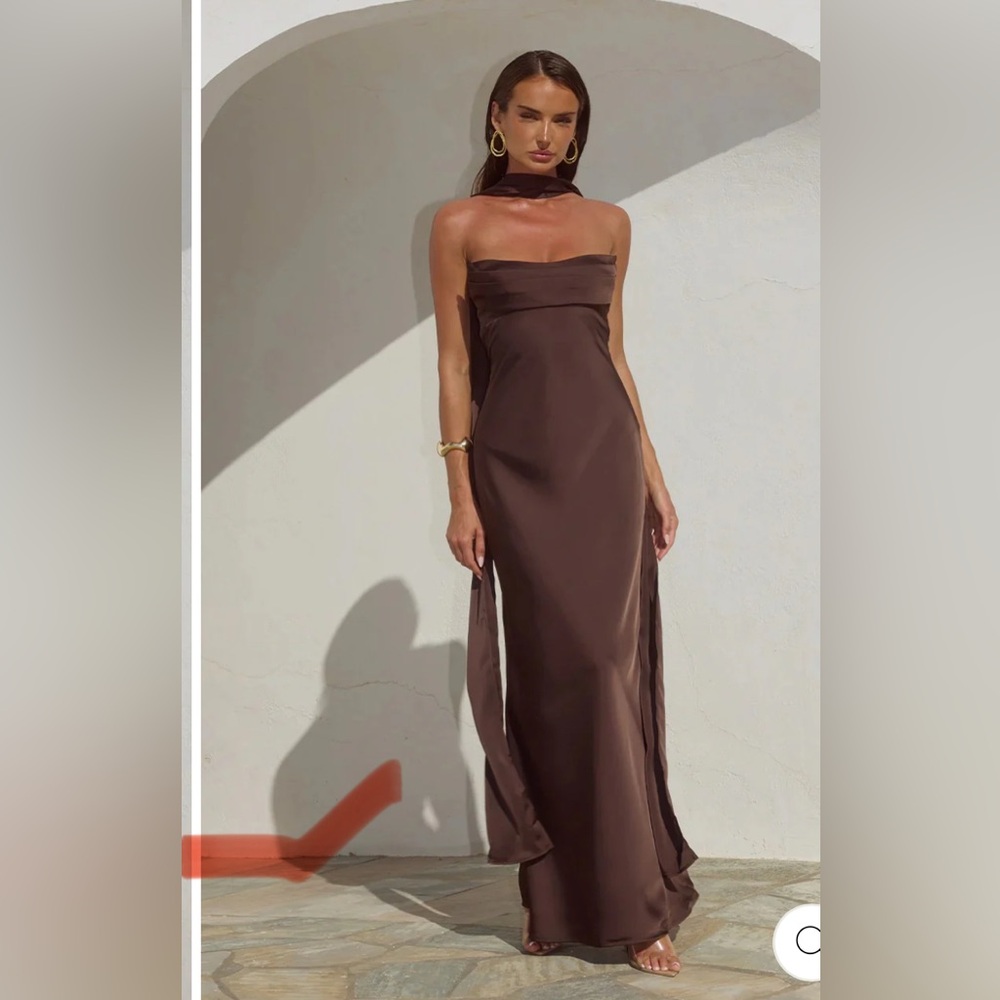 Elegant Brown Maxi Dress